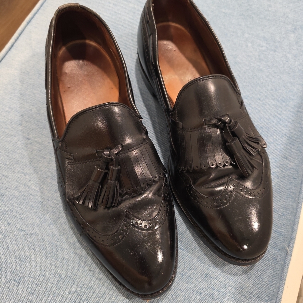 Allen EDMONDS Mansfield Classic Black Tassel Loafers Size 9.5 E